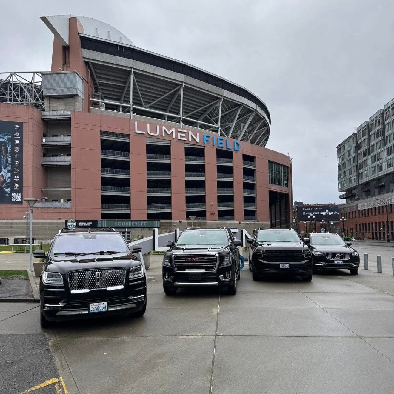 H Black Service Seattle chauffeur service