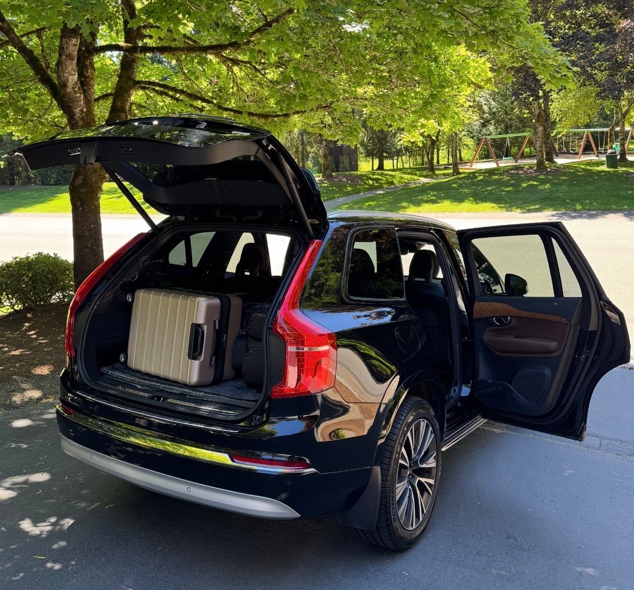 H Black Service Seattle chauffeur service