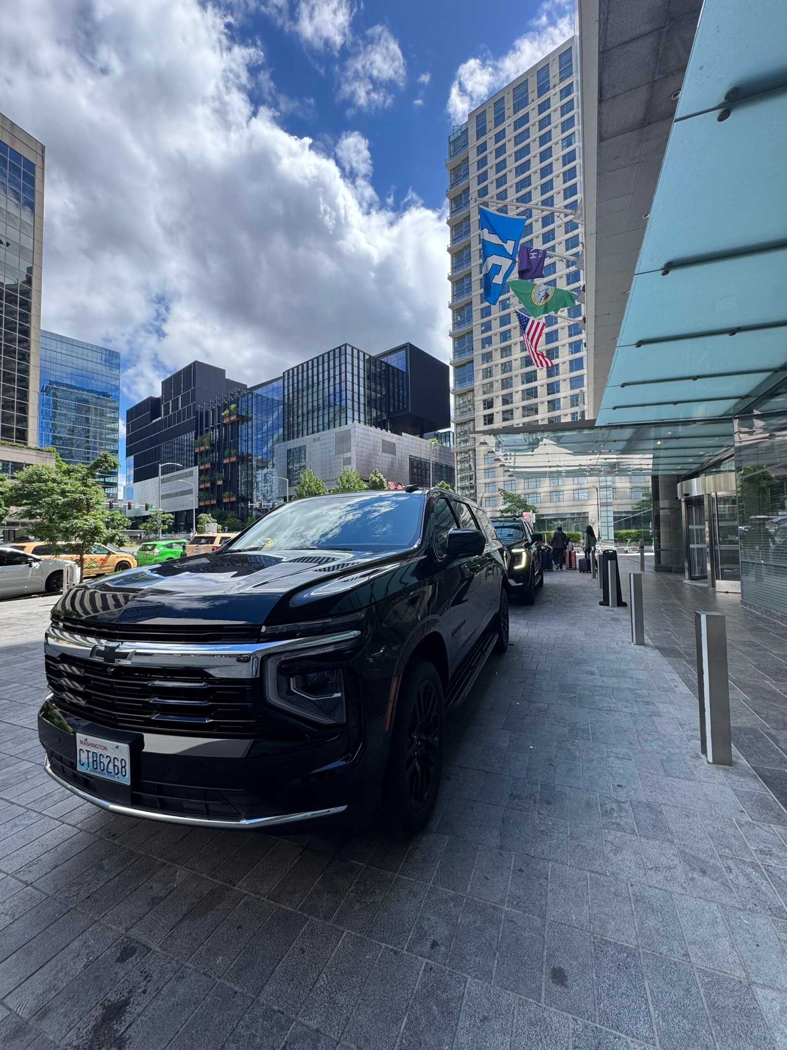 H Black Service Seattle chauffeur service