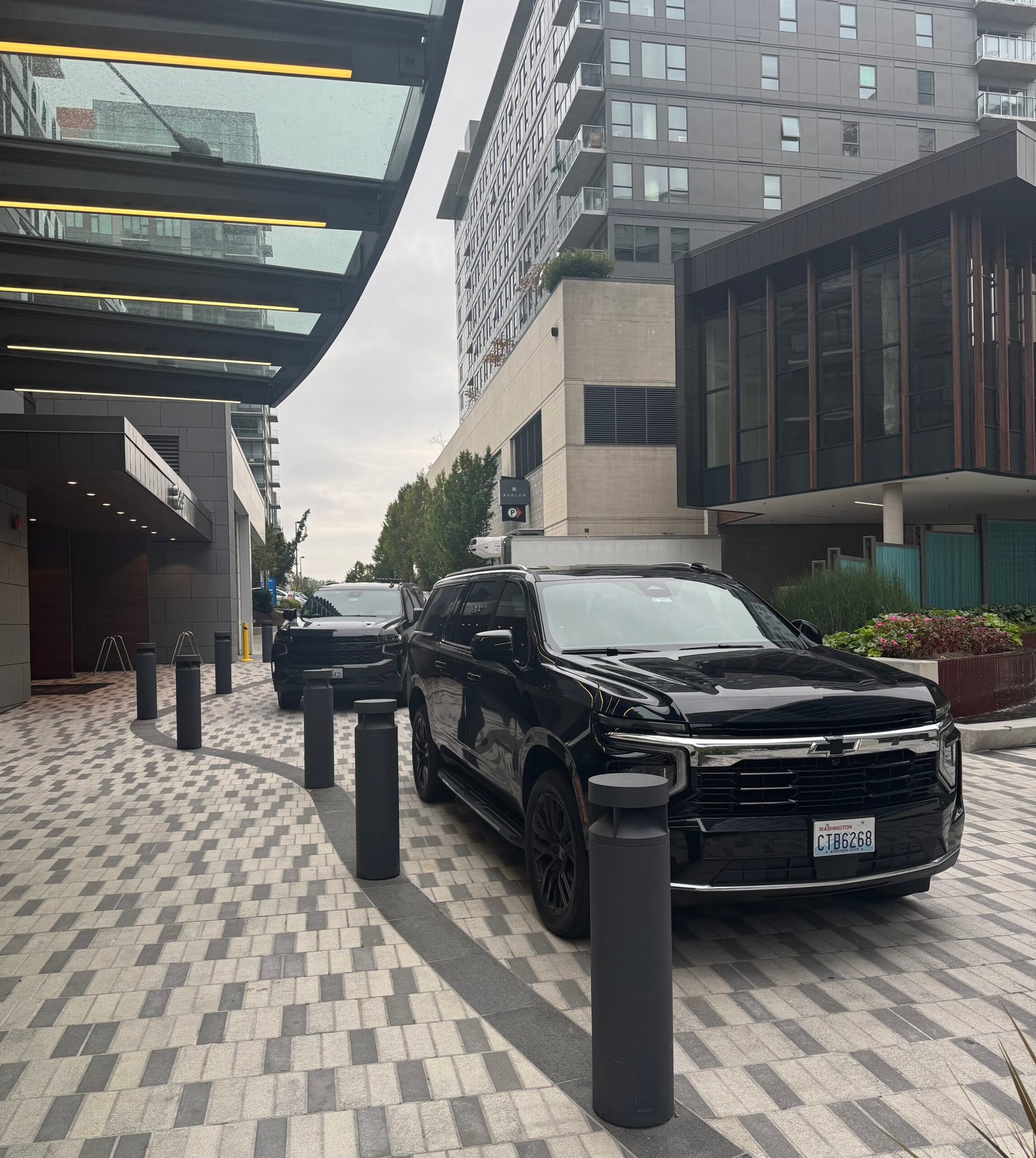 H Black Service Seattle chauffeur service